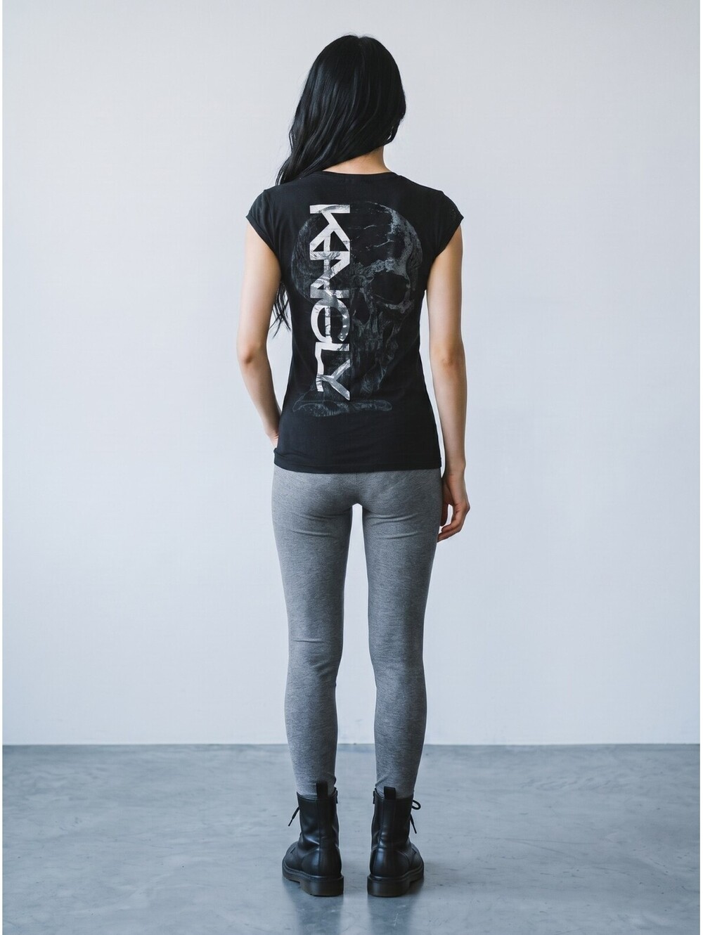 Kingly NWOT Skull Artisan California Stretchy T-shirt-Large-Black & Gray